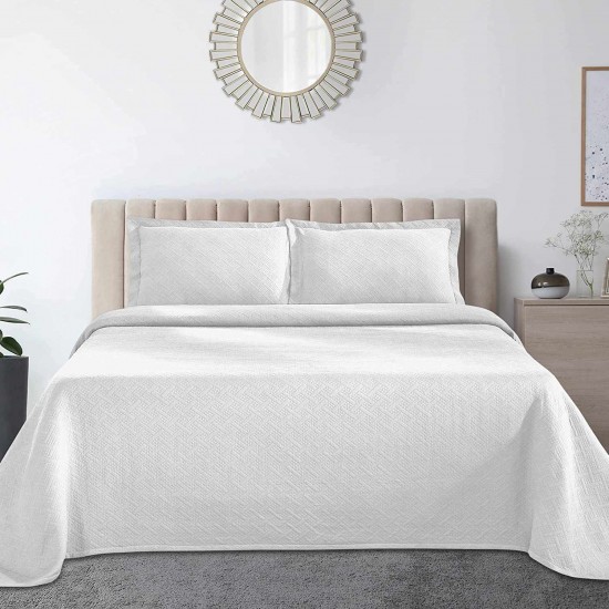 Bedspread with pillow shams best sale